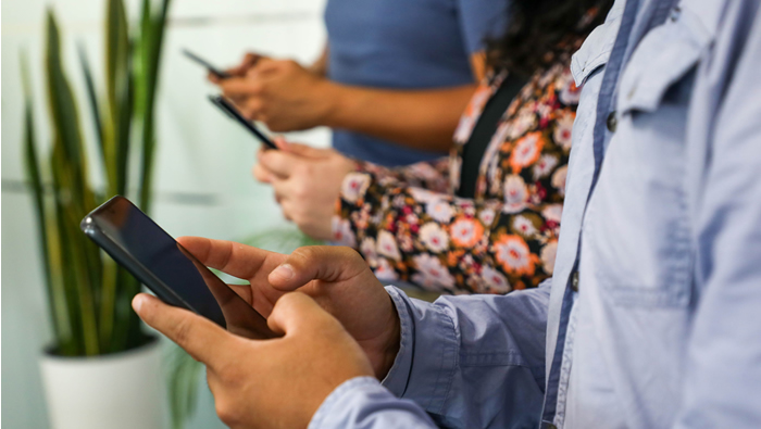 En agosto se registró la cifra histórica más alta de portaciones de líneas móviles pospago