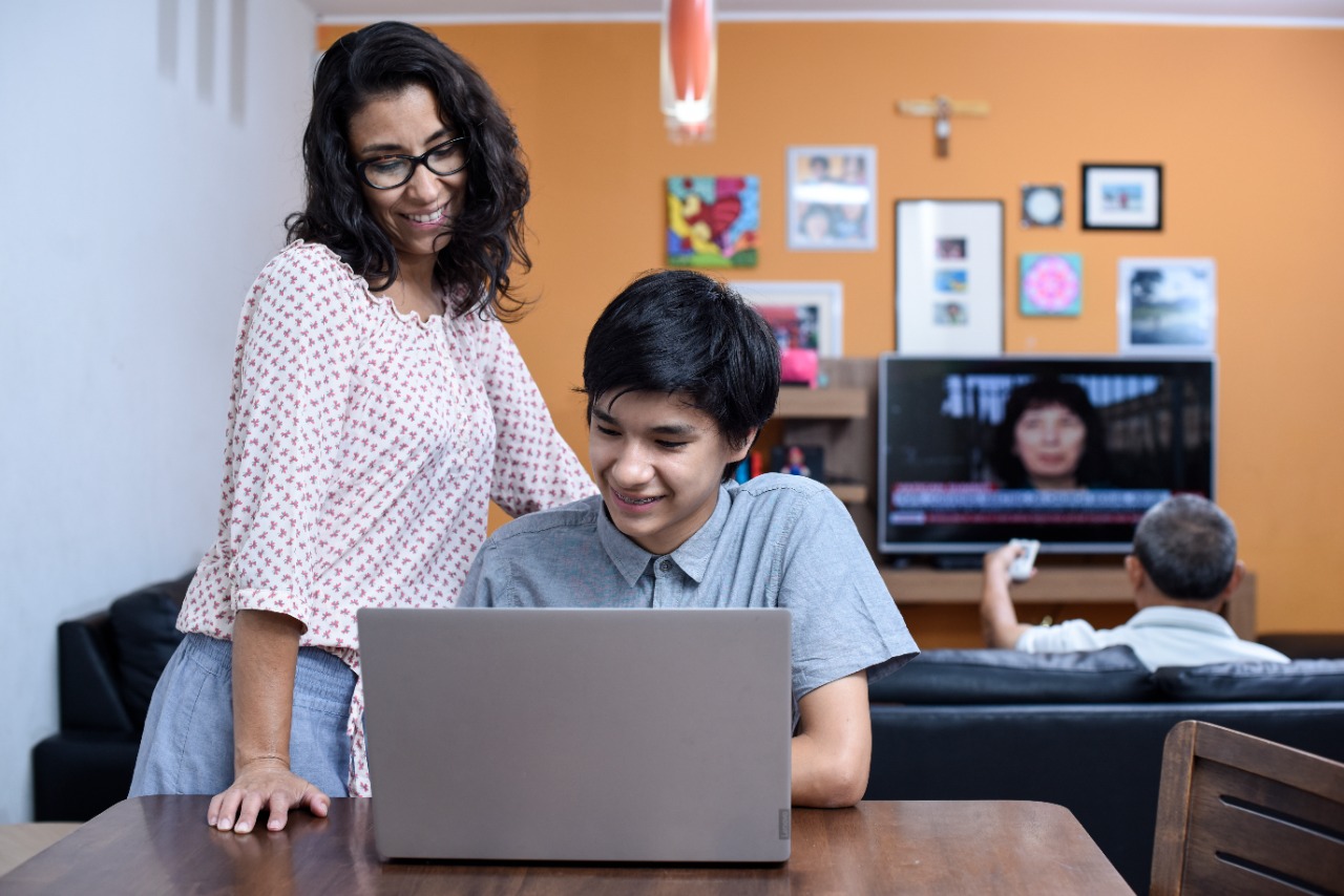 Tráfico de datos en enero de 2021 es muy superior al experimentado antes de la emergencia nacional por la COVID-19