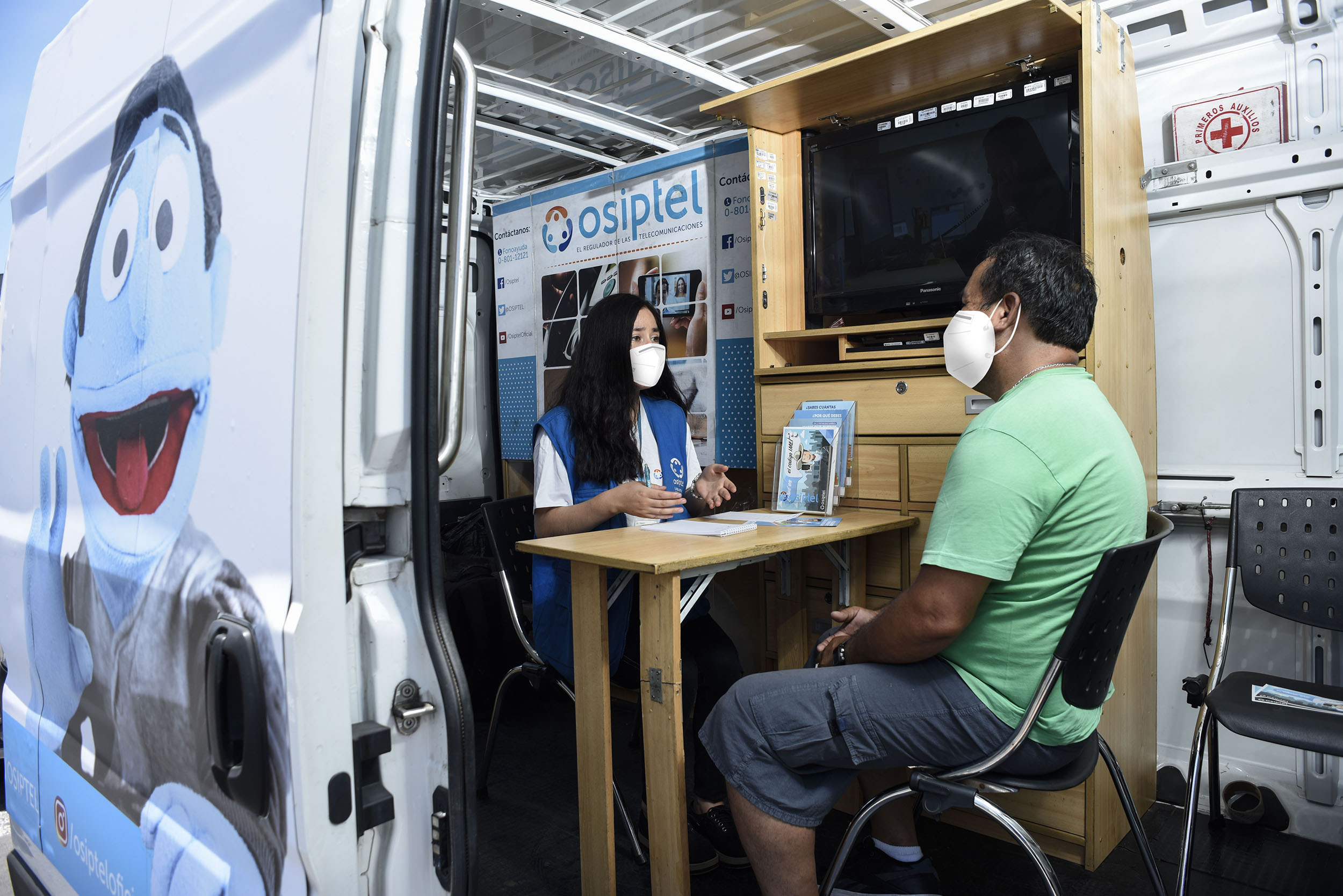 Ciudadanos recibirán orientación sobre servicios de telecomunicaciones en oficina móvil de OSIPTEL