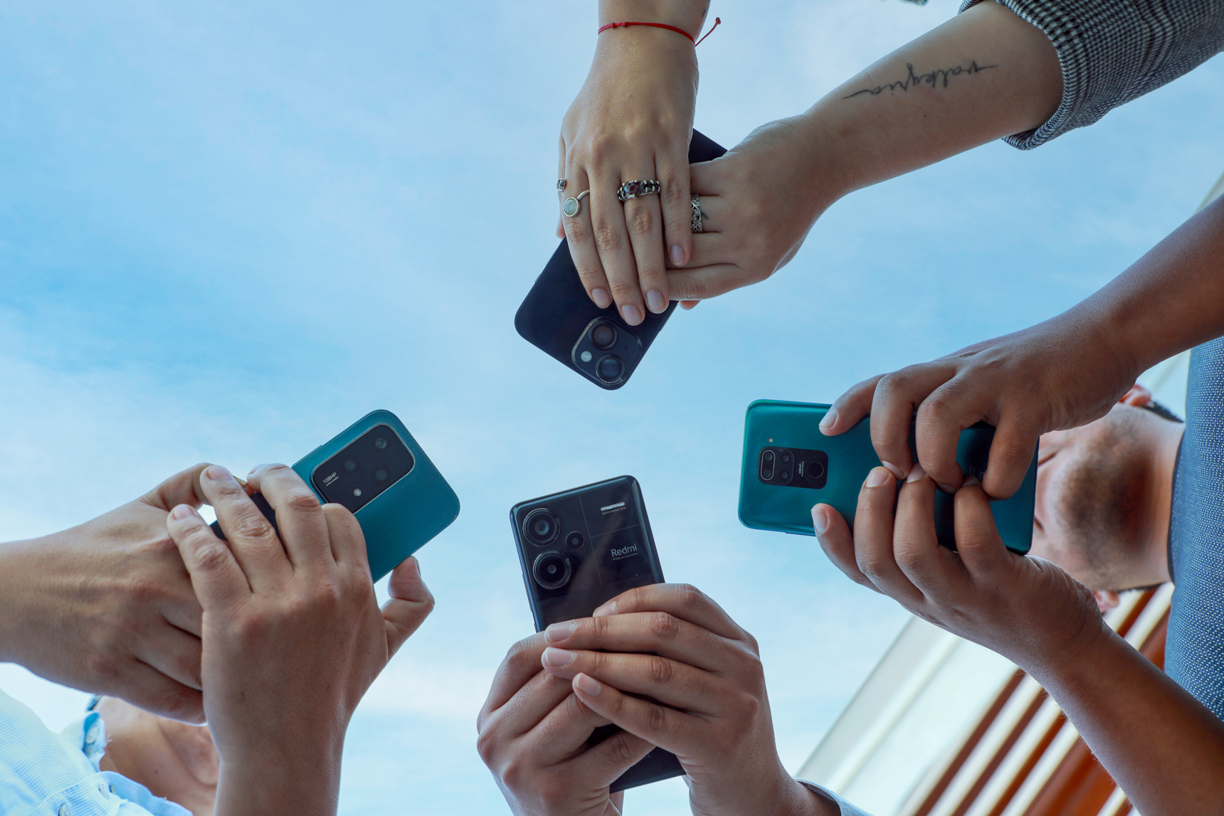 OSIPTEL: Más de 589 mil líneas móviles cambiaron de empresa operadora en abril de 2025