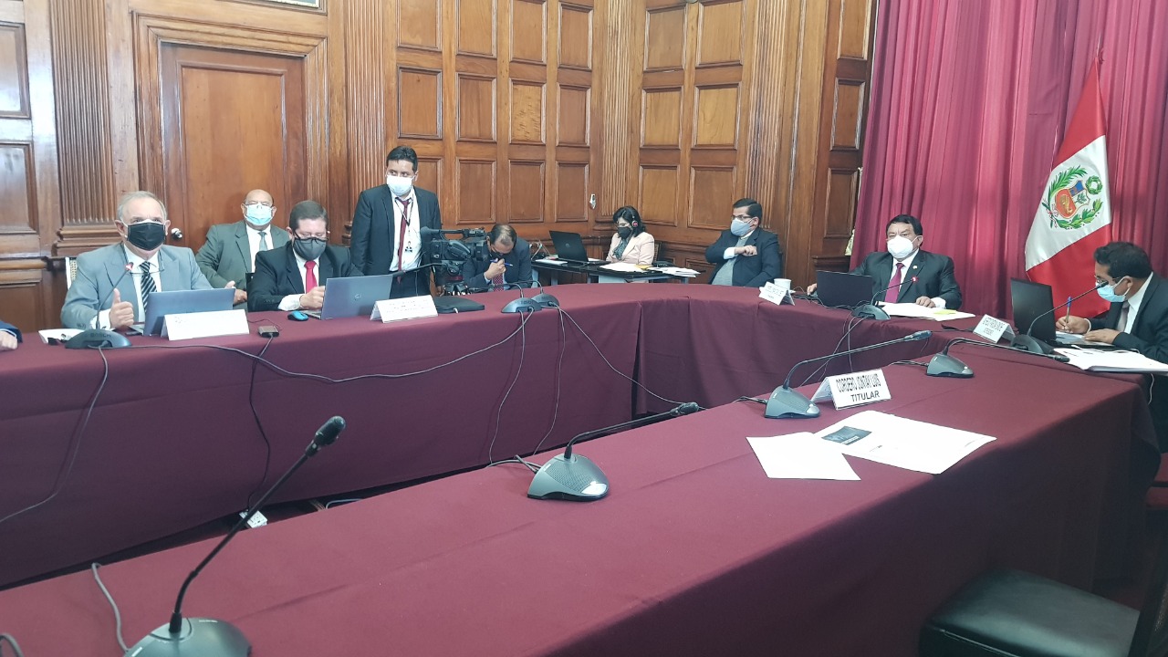 OSIPTEL alista fortalecimiento de fiscalización a calidad de los servicios que ofrecen empresas operadoras a usuarios