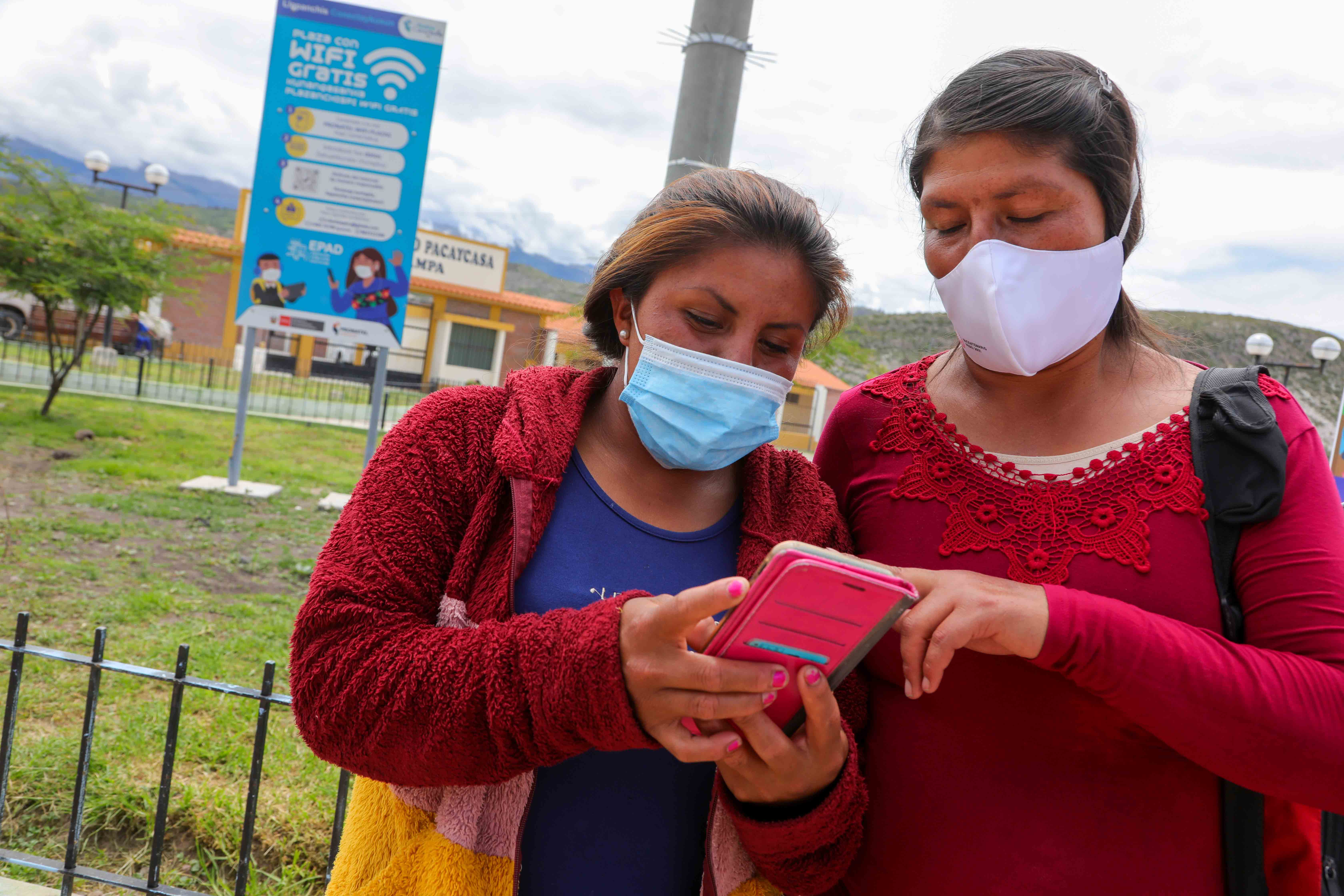 OSIPTEL: El 88,4 % de los hogares peruanos cuenta  con un teléfono inteligente