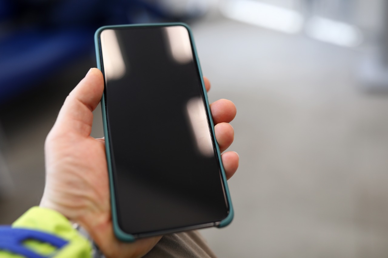 Mañana viernes 4 de junio se suspenderán 6838 líneas móviles vinculadas a celulares con IMEI inválido