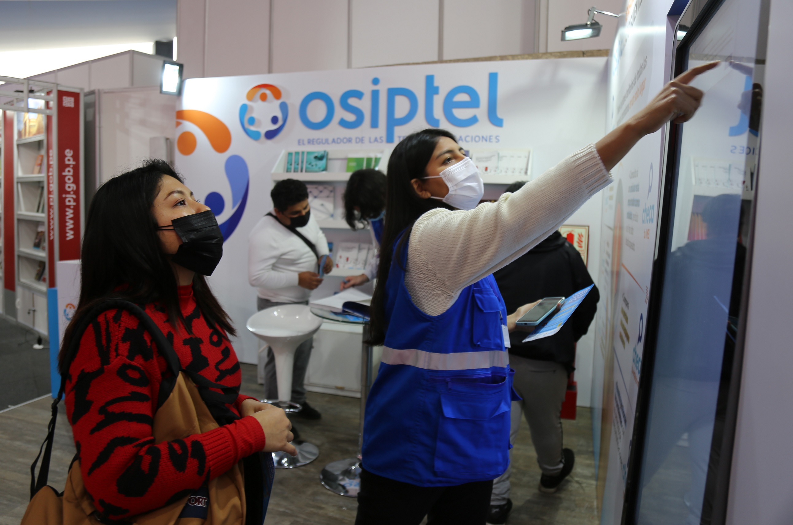 OSIPTEL presente en la Feria Internacional del Libro con herramientas digitales para empoderar a los usuarios